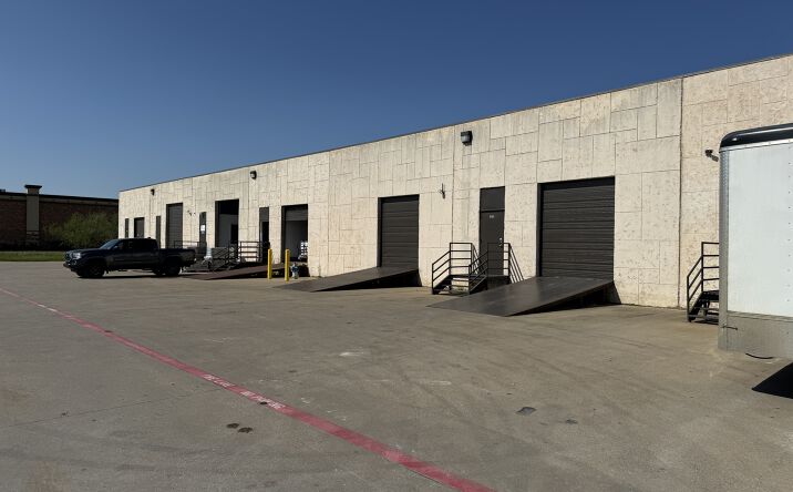 Pictures of Retail, Office, Industrial property located at 3801 N Interstate 35, Denton, TX 76207 for lease - image #1