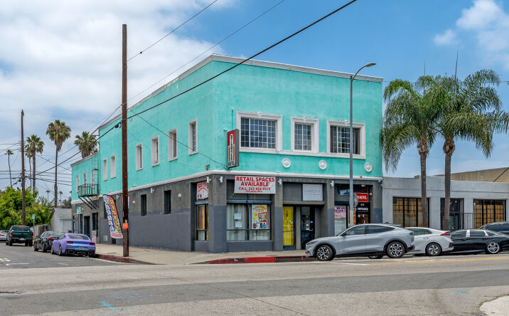 Pictures of Retail property located at 825 W Gardena Blvd, Gardena, CA 90247 for lease - image #1