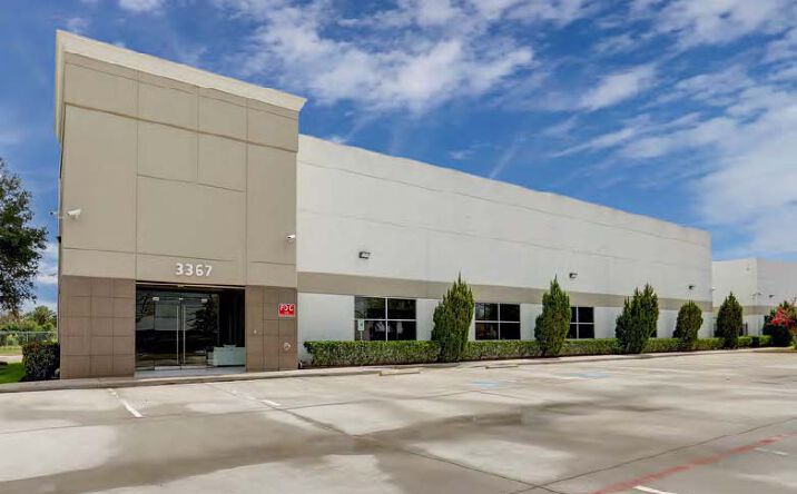 Pictures of Office, Industrial property located at 3367 North Sam Houston Pkwy W, Houston, TX 77038 for lease - image #1