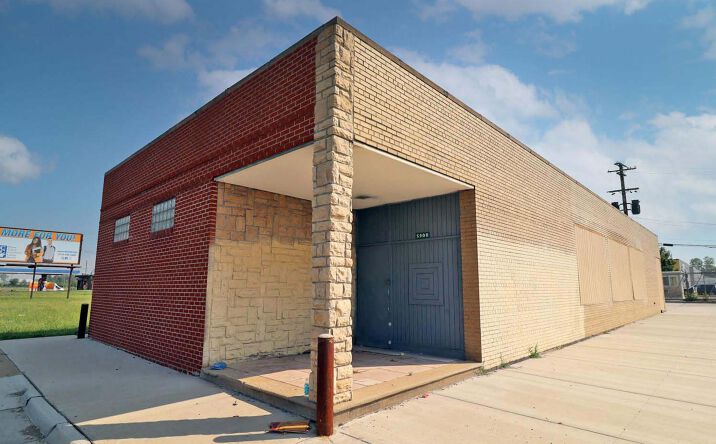 Pictures of Industrial property located at 5900 Mt Elliott St, Detroit, MI 48211 for lease - image #1