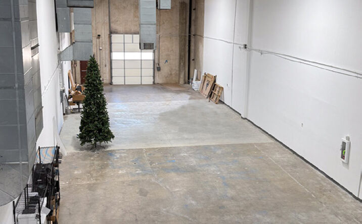 Pictures of Industrial property located at 350 E. Royal Lane, Irving, TX 75039 for lease - image #1