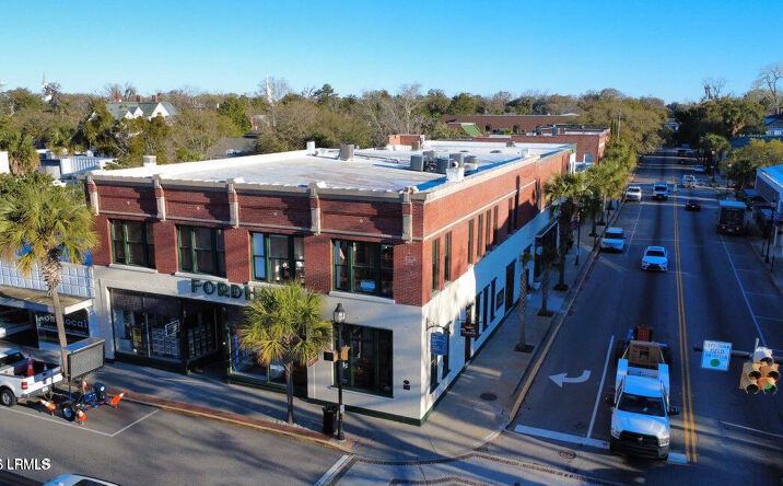 Pictures of Office property located at 200 Carteret St, Beaufort, SC 29902 for lease - image #1