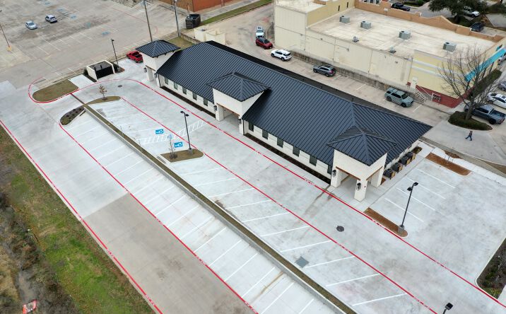 Pictures of Office property located at 900 W Thompson St, Decatur, TX 76234 for lease - image #1