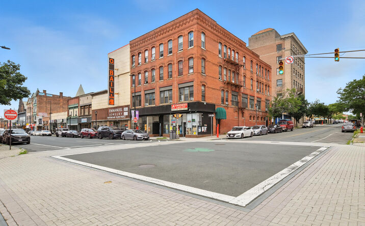 Pictures of Retail, Office property located at 301 High St, Holyoke, MA 01040 for lease - image #1