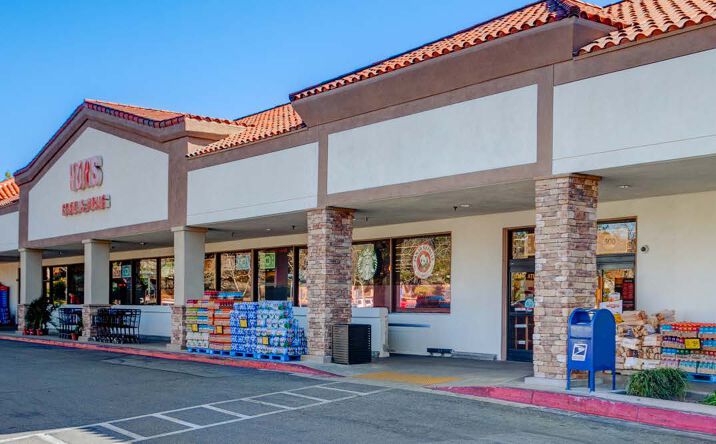 Pictures of Retail, Restaurant property located at SWC Avenida De Los Arboles / Erbes Road, Thousand Oaks, CA 91362 for lease - image #1