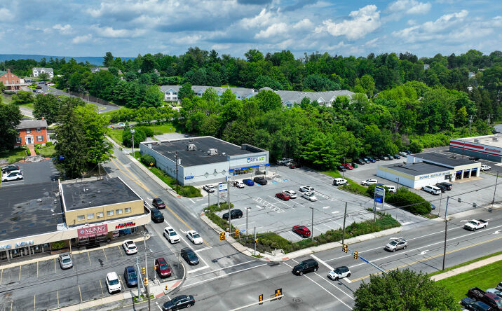 Pictures of Retail property located at 1137 Market St, Lemoyne, PA 17043 for lease - image #1