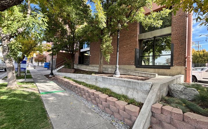 Pictures of Retail, Office property located at 221 S 400 W, Salt Lake City, UT 84101 for lease - image #1
