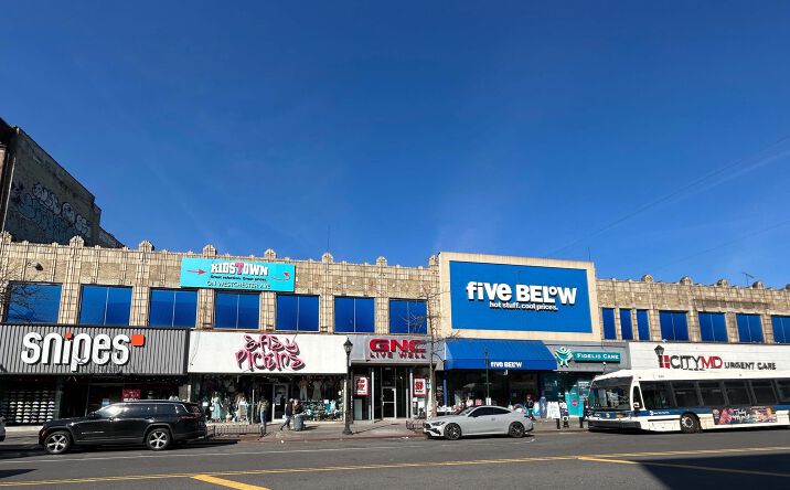 Pictures of Retail property located at 1041 Southern Blvd Between westchester avenue & aldus street, The Bronx, NY 10459 for lease - image #1
