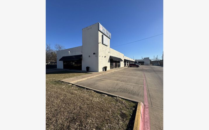 Pictures of Office property located at 7010 American Way #E, Dallas, TX 75237 for lease - image #1