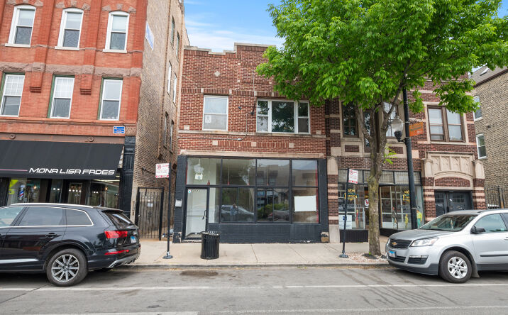 Pictures of Retail property located at 2023 N Damen Avenue, Chicago, IL 60647 for lease - image #1