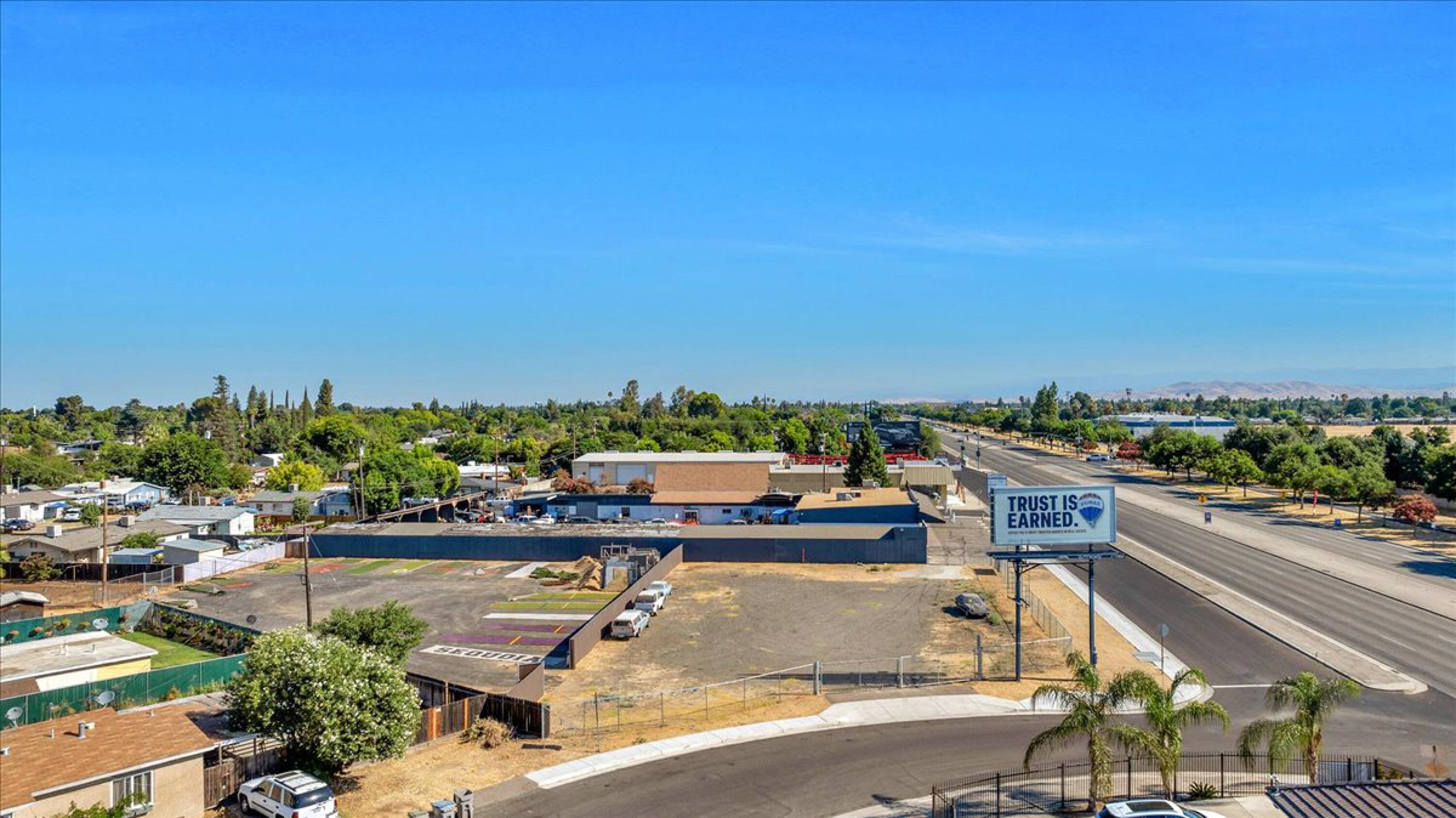 3777 N Clovis Ave, Fresno, CA 93727 | Crexi.com