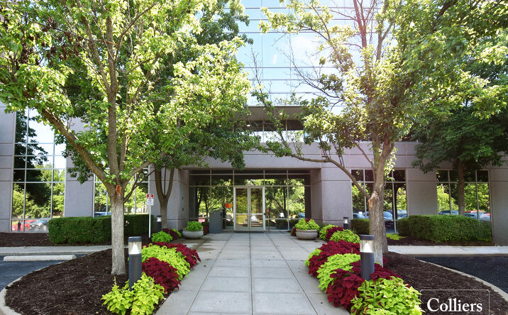 Pictures of Office property located at 5555 Winghaven Blvd, O'Fallon, MO 63368 for lease - image #1