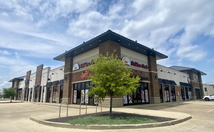 Pictures of Retail, Office, Restaurant property located at 902 Meijer Dr, Champaign, IL 61822 for lease - image #1