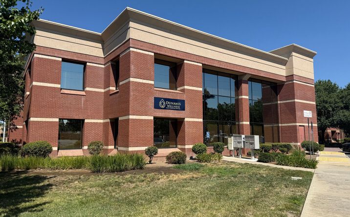 Pictures of Office property located at 2195 Larkspur Ln, Redding, CA 96002 for lease - image #1