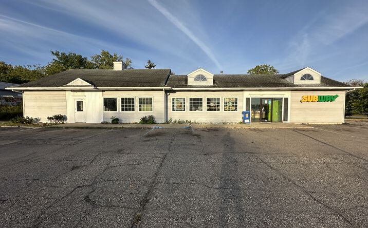 Pictures of Retail property located at 4104 S Sprinkle Rd, Kalamazoo, MI 49001 for lease - image #1