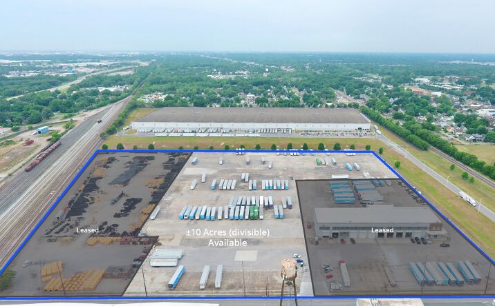 Pictures of Industrial property located at 220 S Belmont Ave, Indianapolis, IN 46222 for lease - image #1