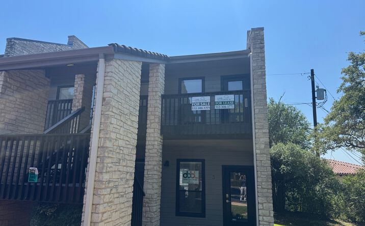 Pictures of Office property located at 5524 Bee Caves Rd, Austin, TX 78746 for lease - image #1