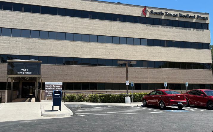 Pictures of Office property located at 7922 Ewing Halsell Dr, San Antonio, TX 78229 for lease - image #1