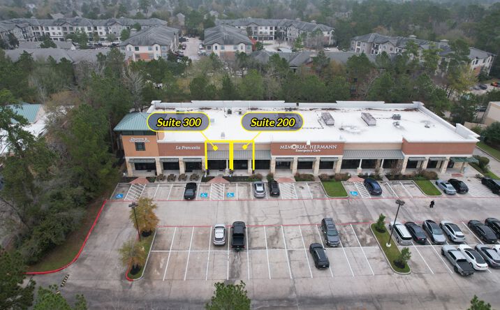 Pictures of Retail, Office, Restaurant property located at 9950 Woodlands Pkwy, The Woodlands, TX 77382 for lease - image #1