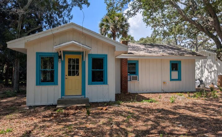 Pictures of Office property located at 2735 Allen Hill Ave, Melbourne, FL 32940 for lease - image #1