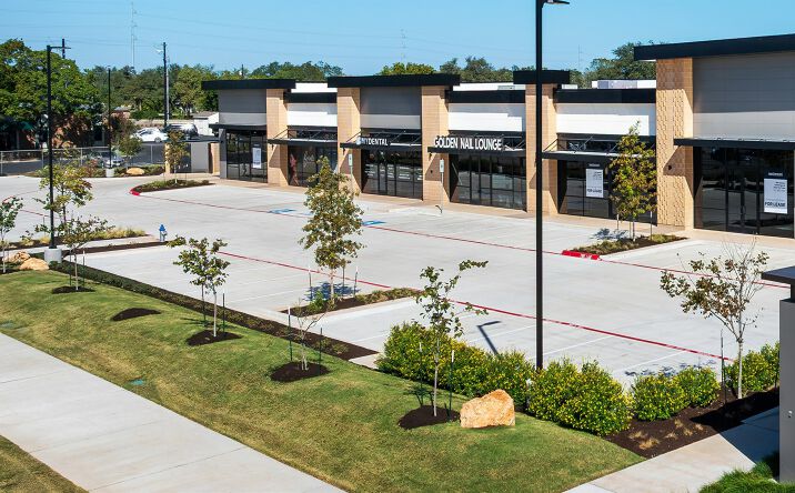 Pictures of Retail property located at 1301 Williams Dr, Georgetown, TX 78628 for lease - image #1