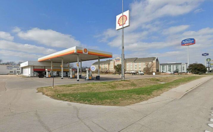 Pictures of Land property located at 1520 I 35 N Frontage Rd, Waco, TX 76705 for lease - image #1
