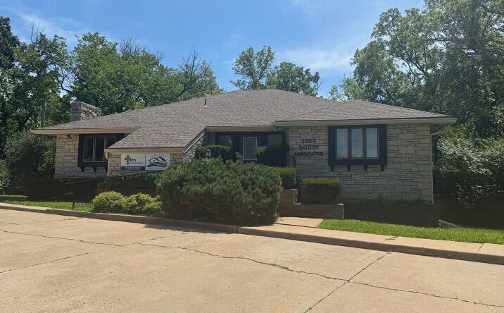Pictures of Office, Special Purpose property located at 3600 SW Burlingame Rd, Topeka, KS 66611 for lease - image #1