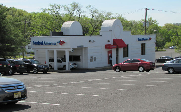 Pictures of Retail property located at Oak Tree Rd. & Wood Ave, Edison, NJ 08820 for lease - image #1