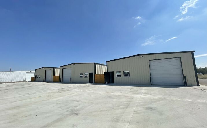 Pictures of Retail, Office, Industrial property located at 2279 S Aldredge St, Amarillo, TX 79103 for lease - image #1