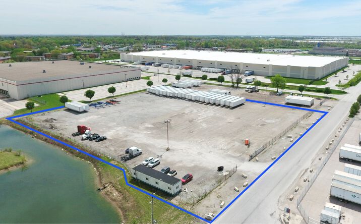 Pictures of Industrial property located at 235 Transfer Dr, Indianapolis, IN 46214 for lease - image #1