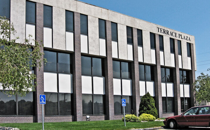 Pictures of Office property located at 11414 W Center Rd, Omaha, NE 68144 for lease - image #1