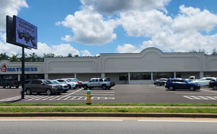 Pictures of Retail property located at 1555 Campbell Ln, Bowling Green, KY 42104 for lease - image #1