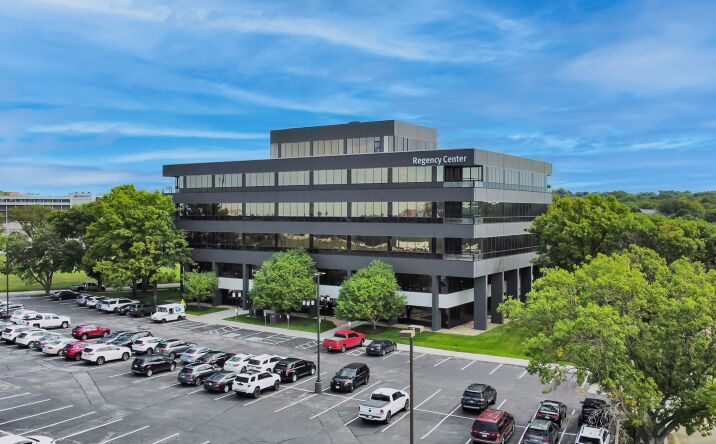 Pictures of Office property located at 10250 Regency Circle, Omaha, NE 68114 for lease - image #1
