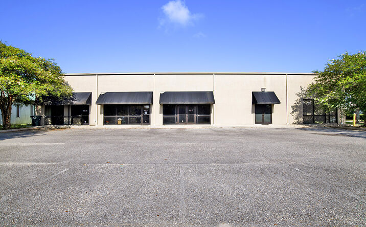 Pictures of Retail, Office, Industrial property located at 26149 Capital Dr, Daphne, AL 36526 for lease - image #1