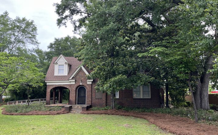 Pictures of Office property located at 6406 Garners Ferry Rd, Columbia, SC 29209 for lease - image #1