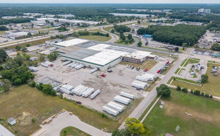 Pictures of Industrial property located at 1450 E Laketon Ave, Muskegon, MI 49442 for lease - image #1