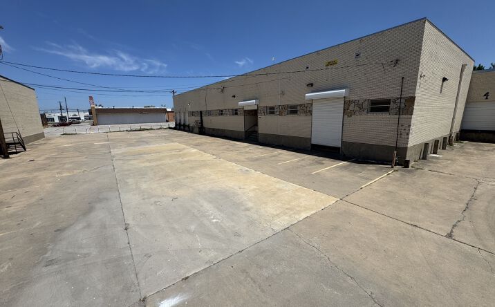 Pictures of Industrial property located at Perth St., Dallas, TX 75220 for lease - image #1