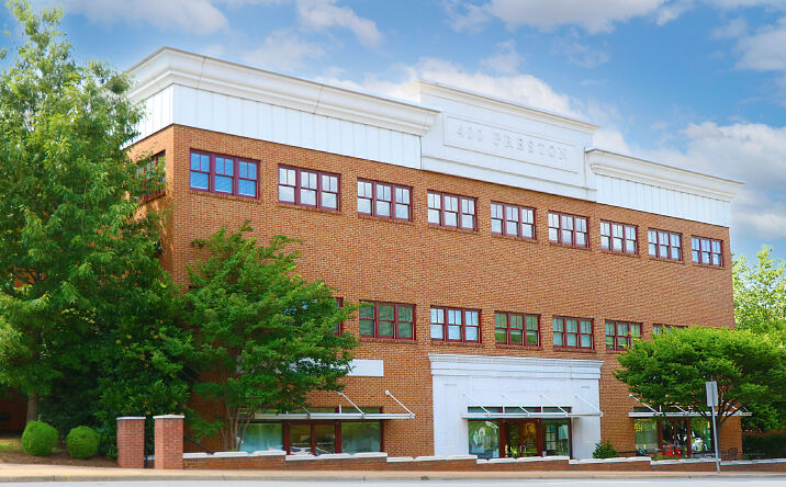 Pictures of Office property located at 400 Preston Ave, Charlottesville, VA 22903 for lease - image #1