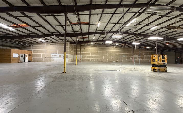Pictures of Industrial property located at 11819 Metro Pkwy, Fort Myers, FL 33966 for lease - image #1