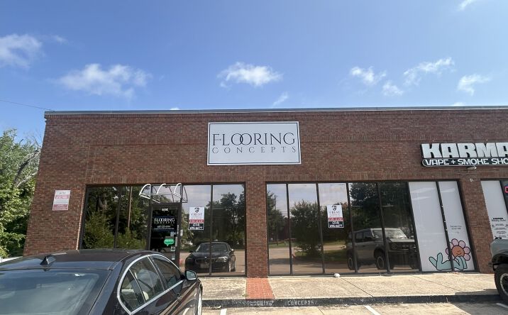 Pictures of Retail property located at 600 W Northwest Hwy, Grapevine, TX 76051 for lease - image #1