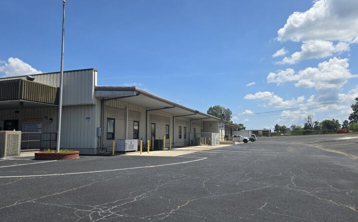 Pictures of Office, Industrial property located at 3200 W Meighan Blvd, Gadsden, AL 35904 for lease - image #1