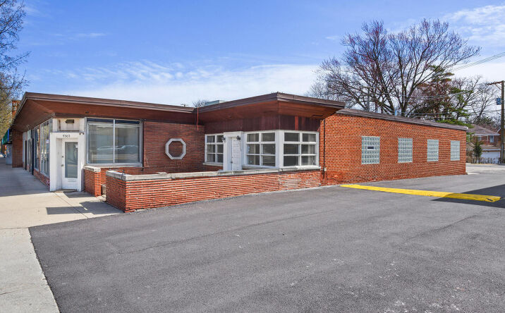 Pictures of Office, Retail property located at 5365 W Devon Avenue, Chicago, IL 60646 for lease - image #1