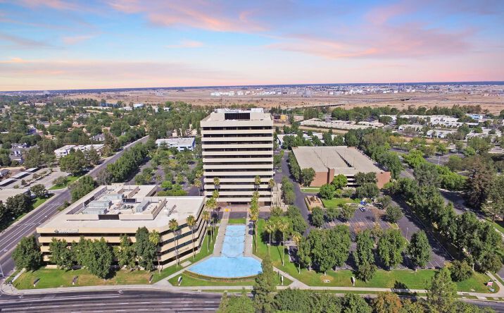 Pictures of Office property located at 5080 California Ave, Bakersfield, CA 93309 for lease - image #1