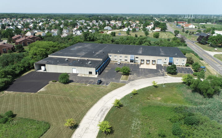 Pictures of Industrial property located at 1700 Kiefer Drive D, Zion, IL 60099 for lease - image #1