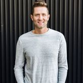 DJ